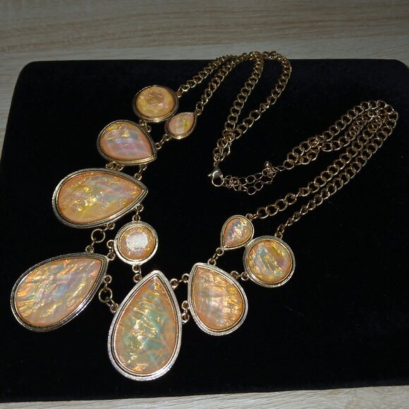 Gold Tone Yellow Rhinestone Teardrop Vintage Necklace Costume Jewelry #108 - Picture 5 of 9